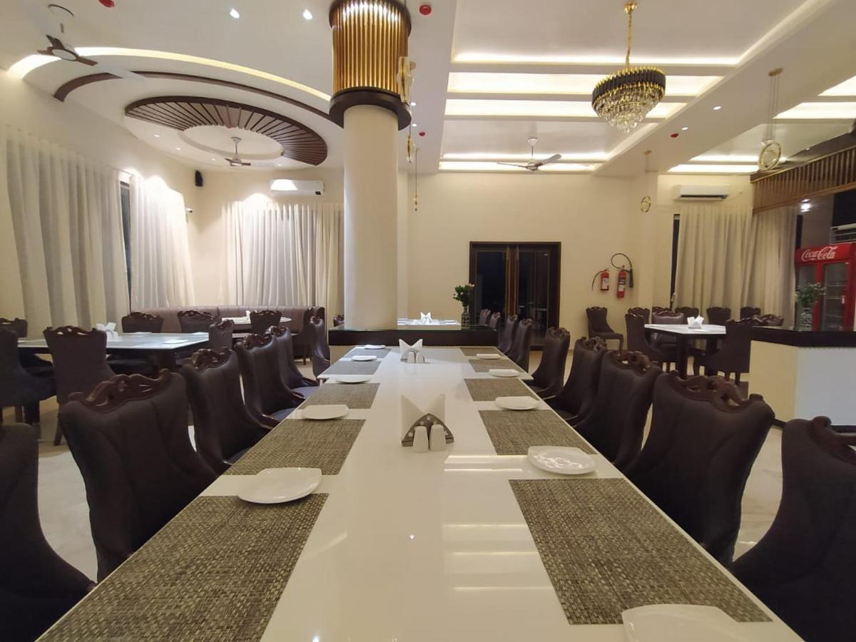 Flamingo Club And Resort Una 3 Km Away From Diu Check Post エクステリア 写真