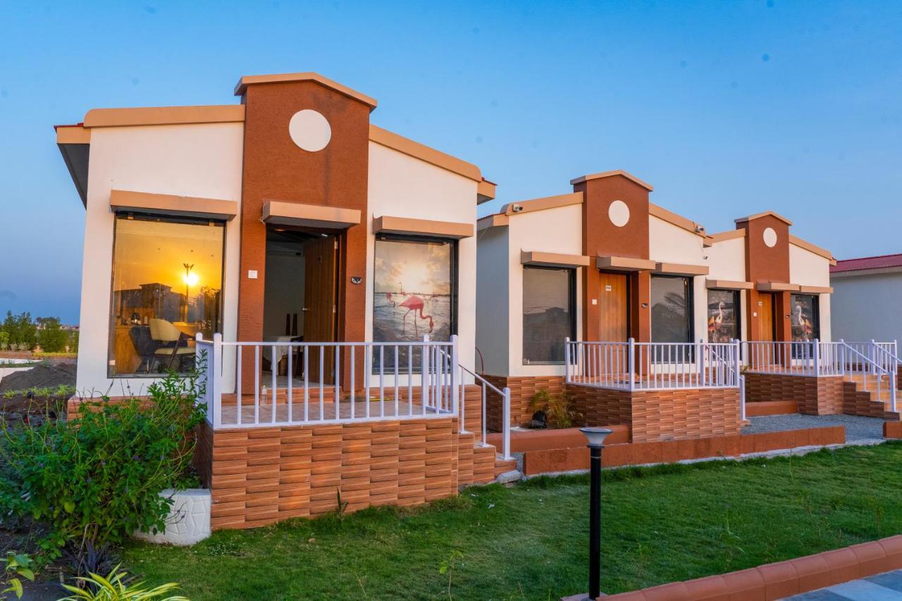 Flamingo Club And Resort Una 3 Km Away From Diu Check Post エクステリア 写真