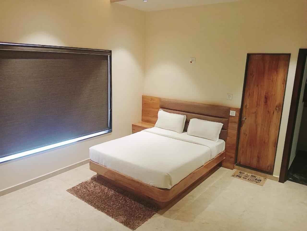 Flamingo Club And Resort Una 3 Km Away From Diu Check Post エクステリア 写真