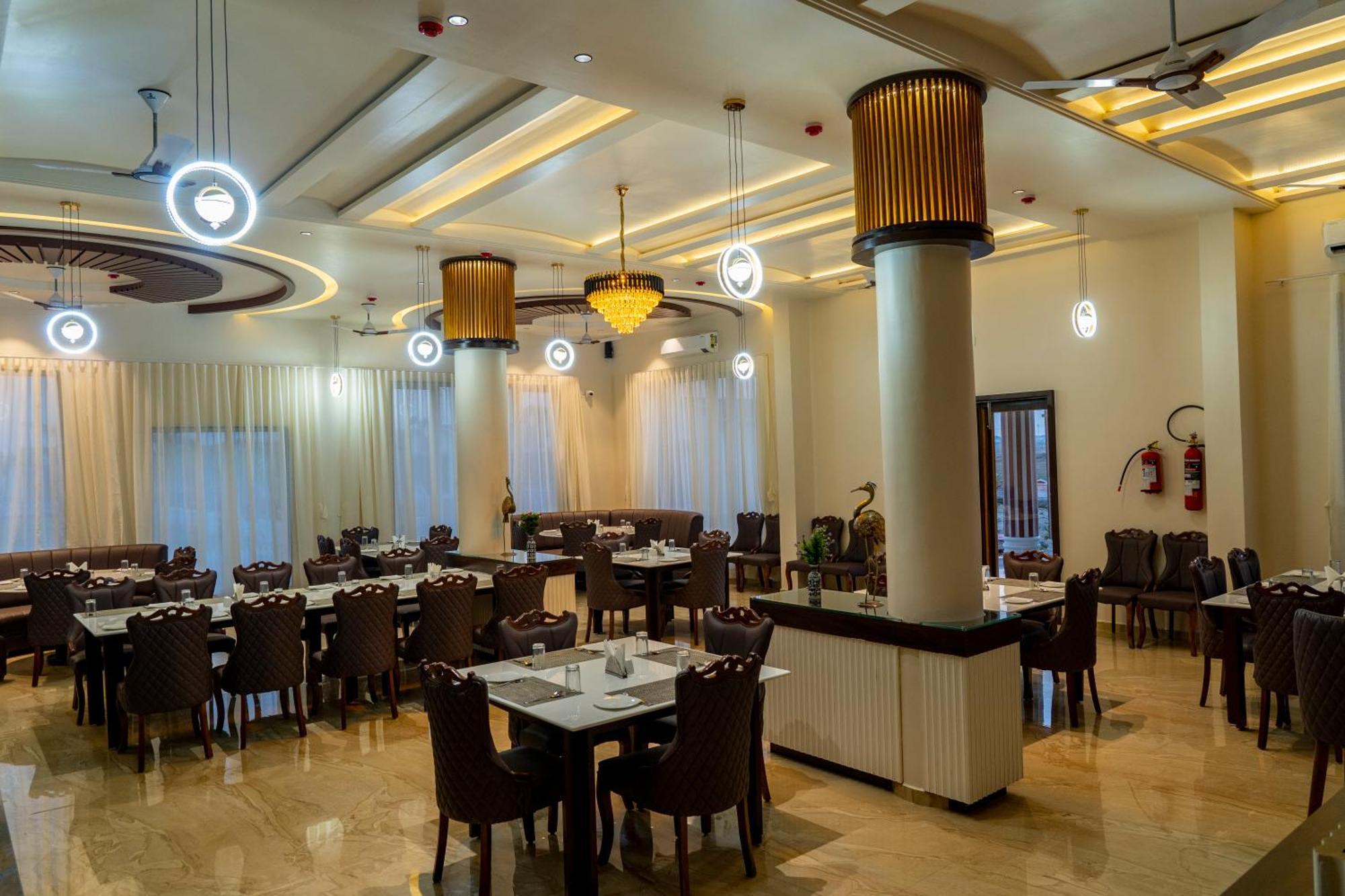 Flamingo Club And Resort Una 3 Km Away From Diu Check Post エクステリア 写真
